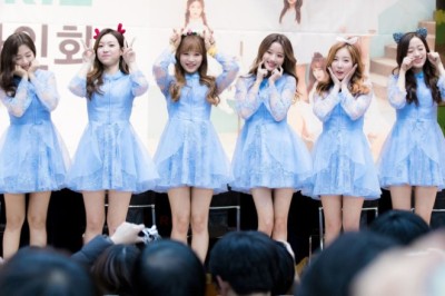 April resmi olarak dağıldığını duyurdu.